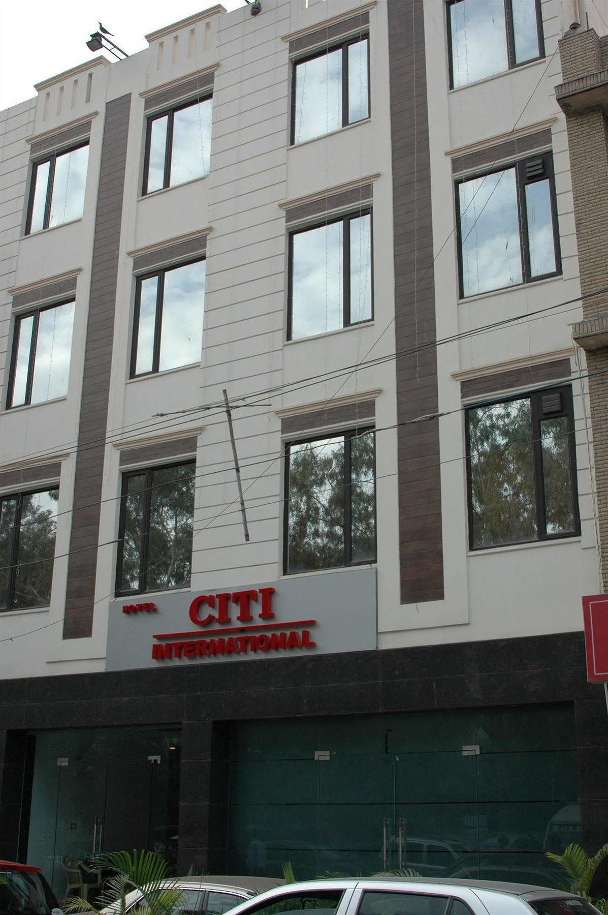Hotel Citi International Delhi  Eksteriør bilde