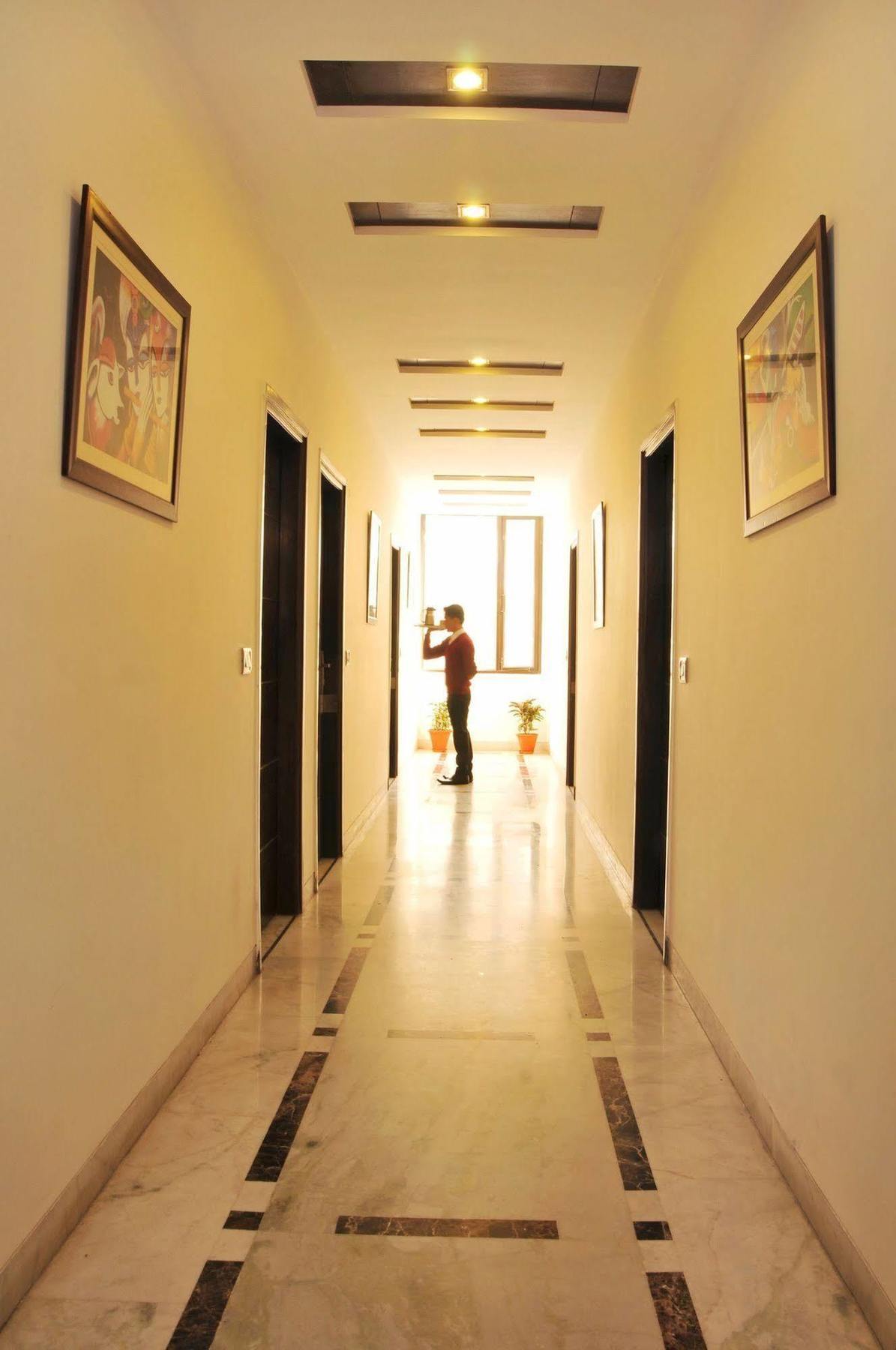 Hotel Citi International Delhi  Eksteriør bilde